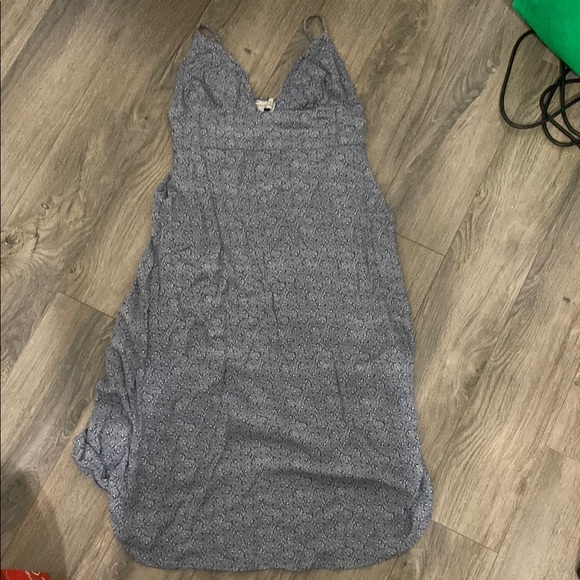 Blue Floral V-Cut Midi Dress - Picture 2 of 4